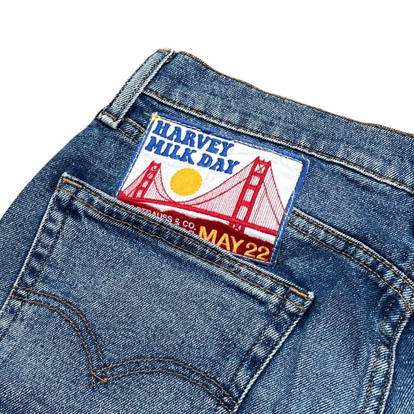 Levi's Harvey Milk Gay Pride Cutoff Distressed Denim Shorts Mens 31 - Picture 5 of 11